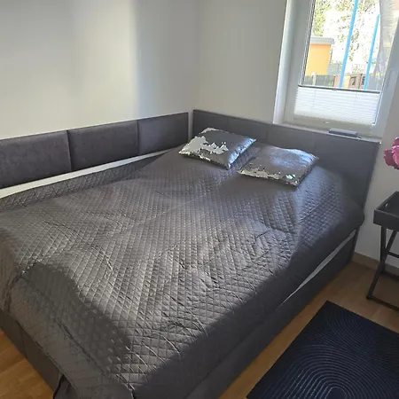 Haus Dresden, Pool, Garten, Terrasse, Familienfreundlich * 德累斯顿