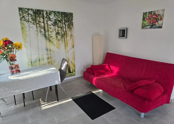 Haus Dresden, Pool, Garten, Terrasse, Familienfreundlich 度假居